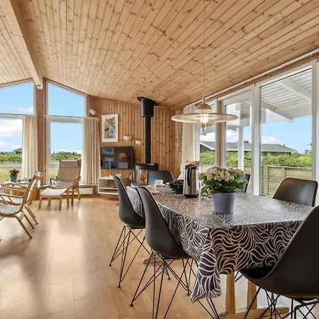 Amazing Home In Lokken With Sauna Løkken