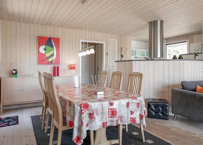 Harald Jensens Vej Holiday home Lokken